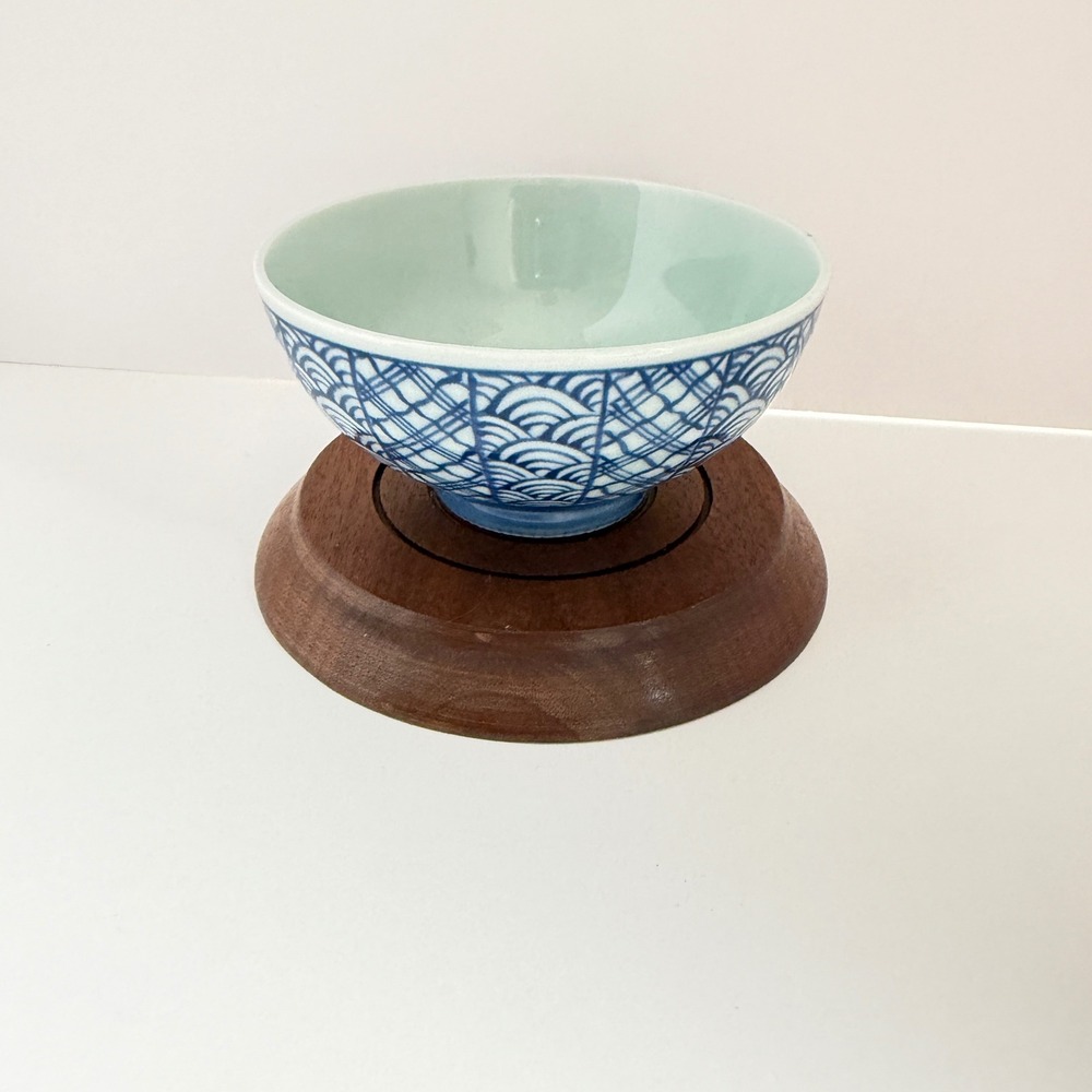 Arita Japan Seishu Porcelain Rice Bowl Blue White Seigaiha Celadon Small